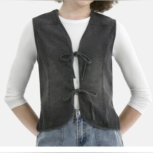No Boundaries Washed Black Denim Vest
